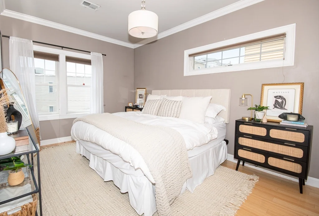 2 bed, 2 bath apartment for rent at 18 Knowlton St Unit 3, South Boston — photo 11 of 16