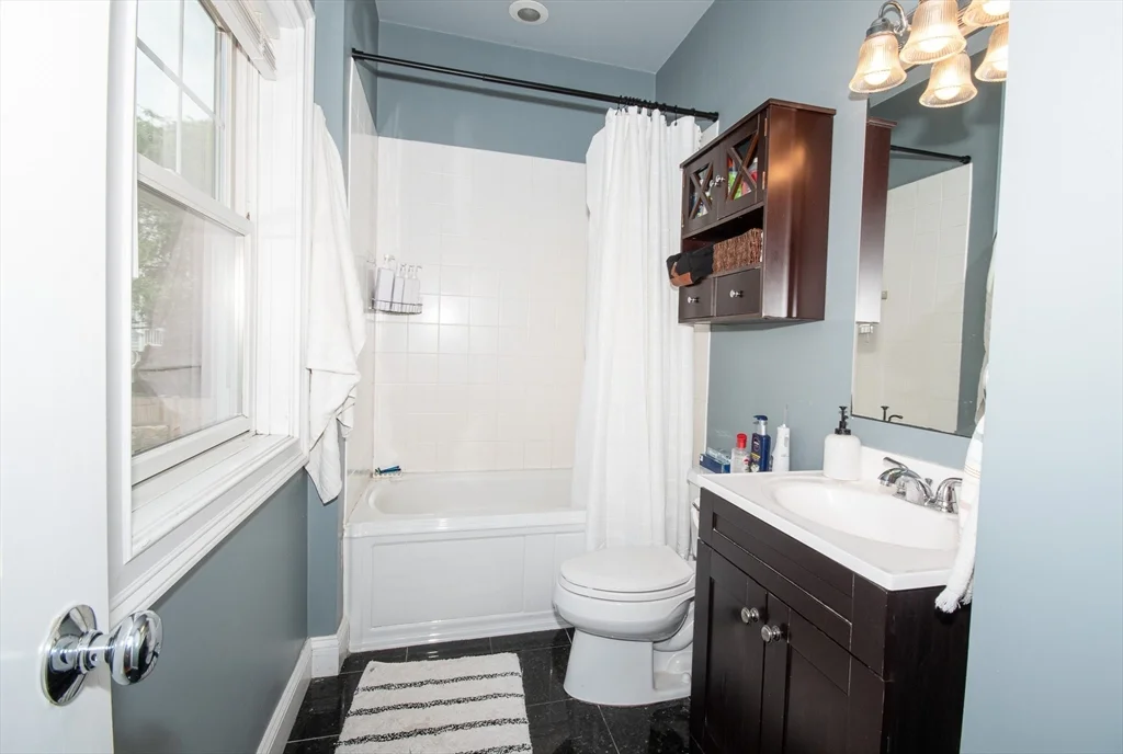 2 bed, 2 bath apartment for rent at 18 Knowlton St Unit 3, South Boston — photo 12 of 16