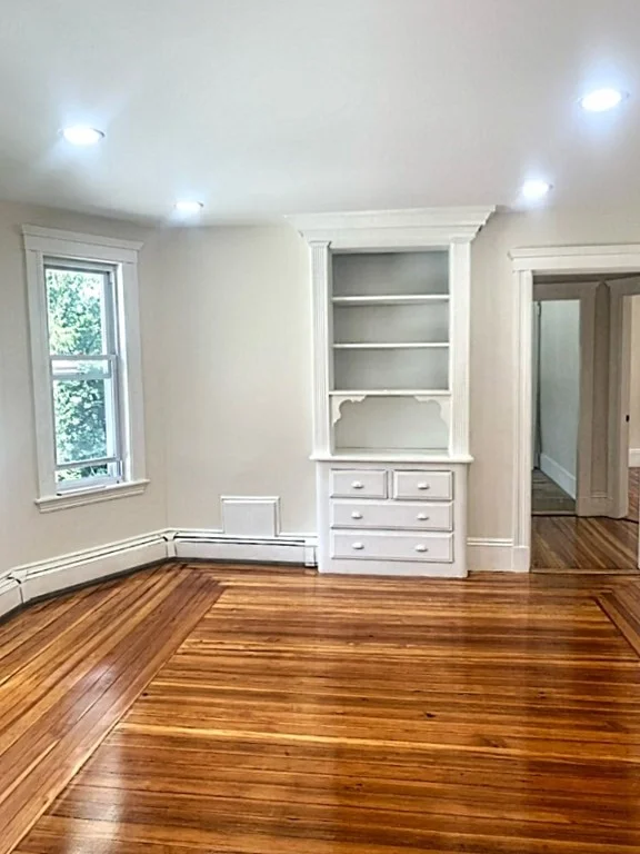 3 bed, 2 bath apartment for rent at 18 Langley Rd Unit 1, Brighton — photo 4 of 15