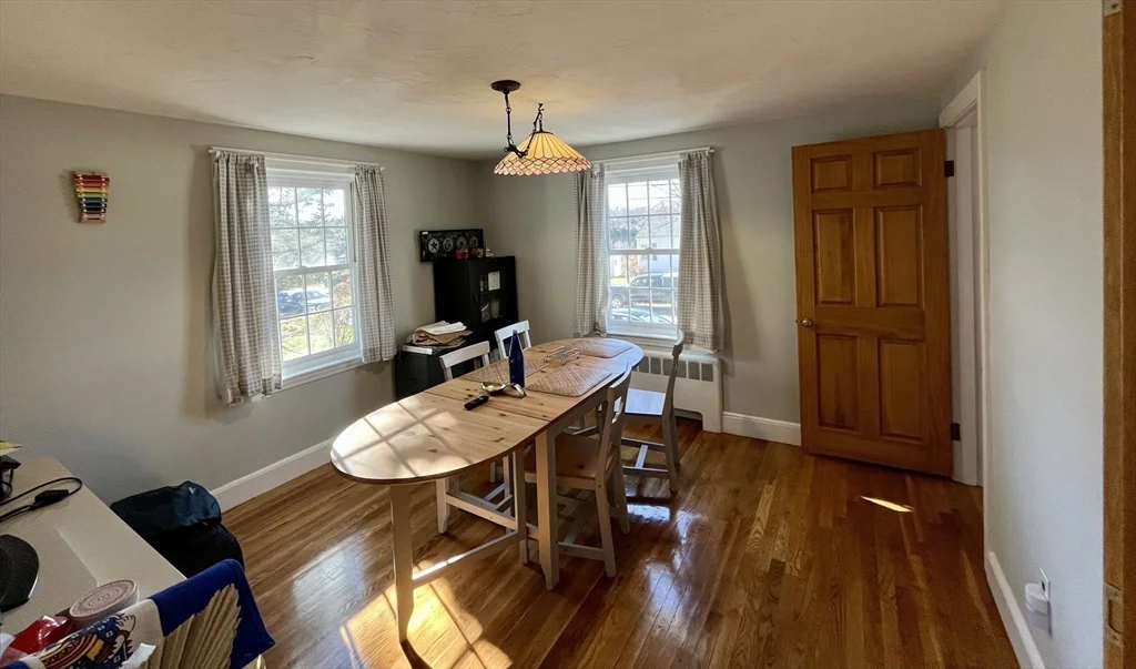 4 bed, 2 bath apartment for rent at 18 Lariviere Rd, Saxonville — photo 5 of 9