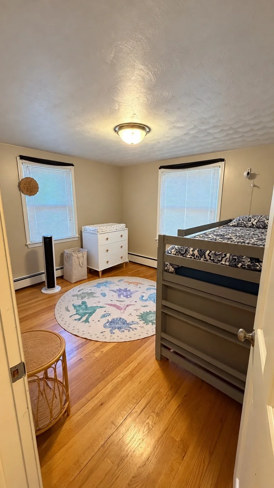3 bed, 2 bath apartment for rent at 18 Lasalle Ave, Framingham — photo 11 of 23