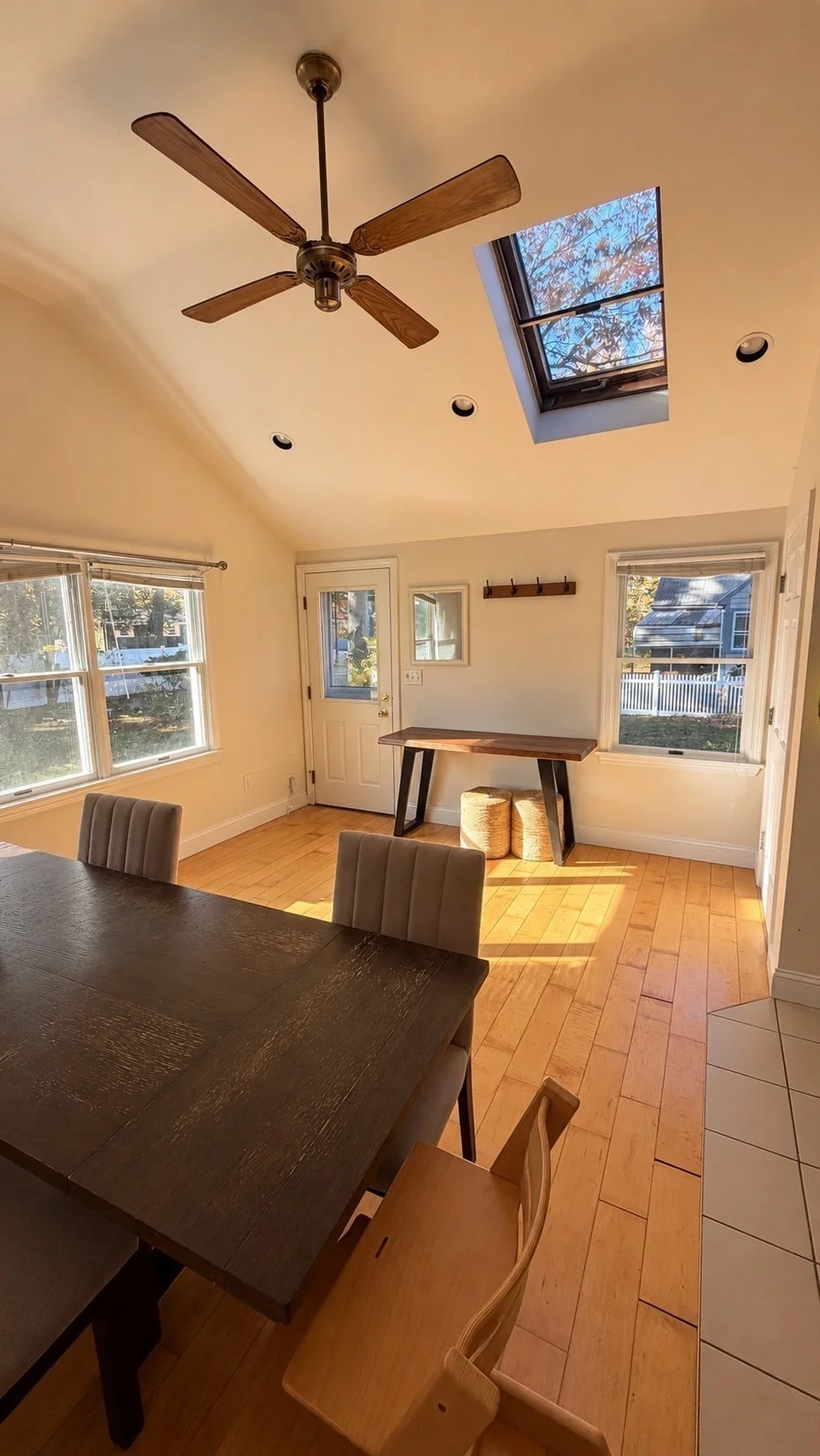 3 bed, 2 bath apartment for rent at 18 Lasalle Ave, Framingham — photo 9 of 23