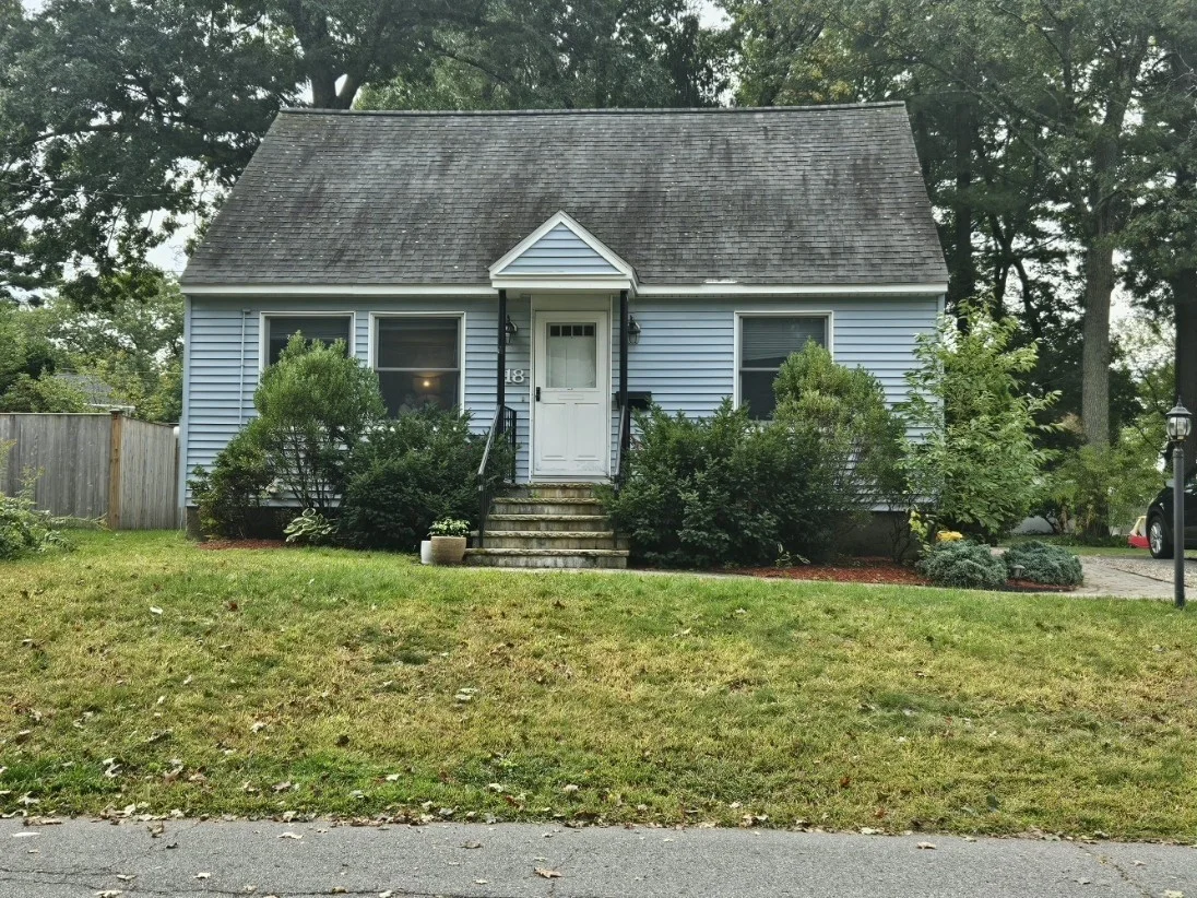 3 bed, 2 bath apartment for rent at 18 Lasalle, Framingham — photo 1 of 19