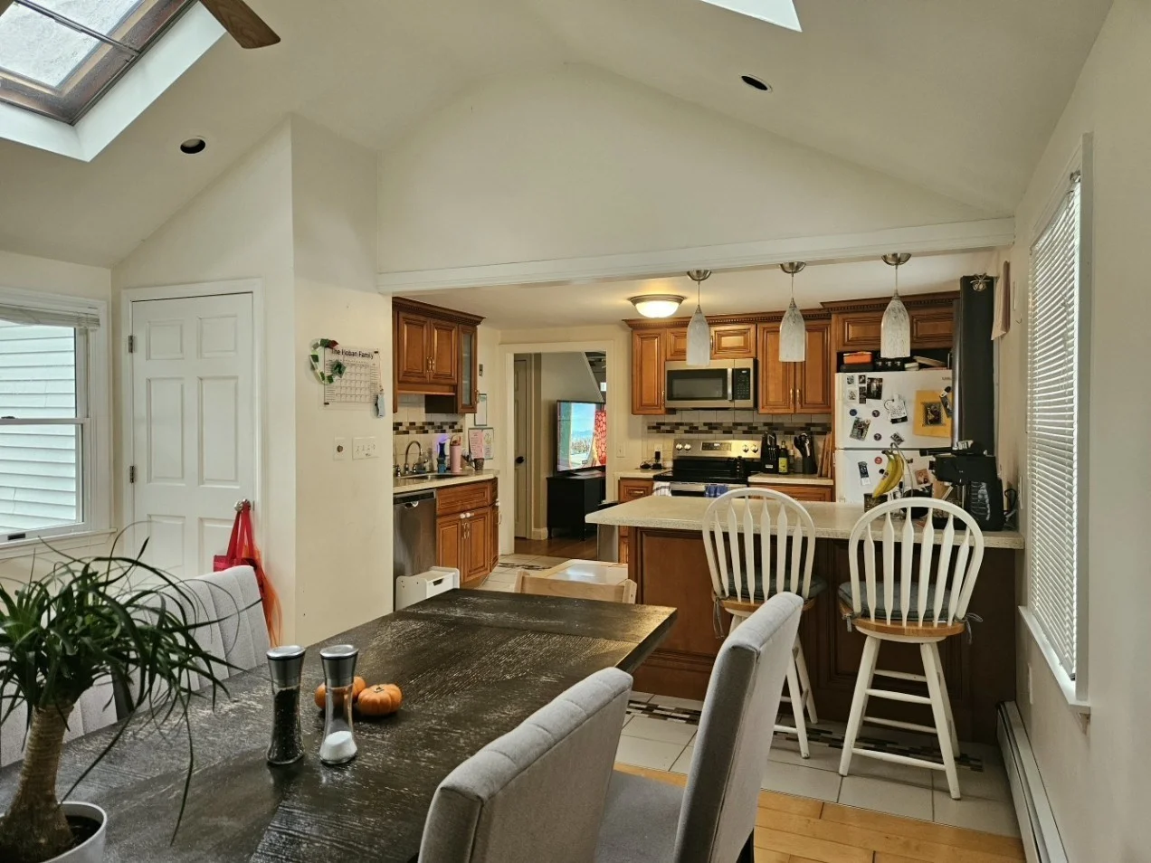 3 bed, 2 bath apartment for rent at 18 Lasalle, Framingham — photo 3 of 19