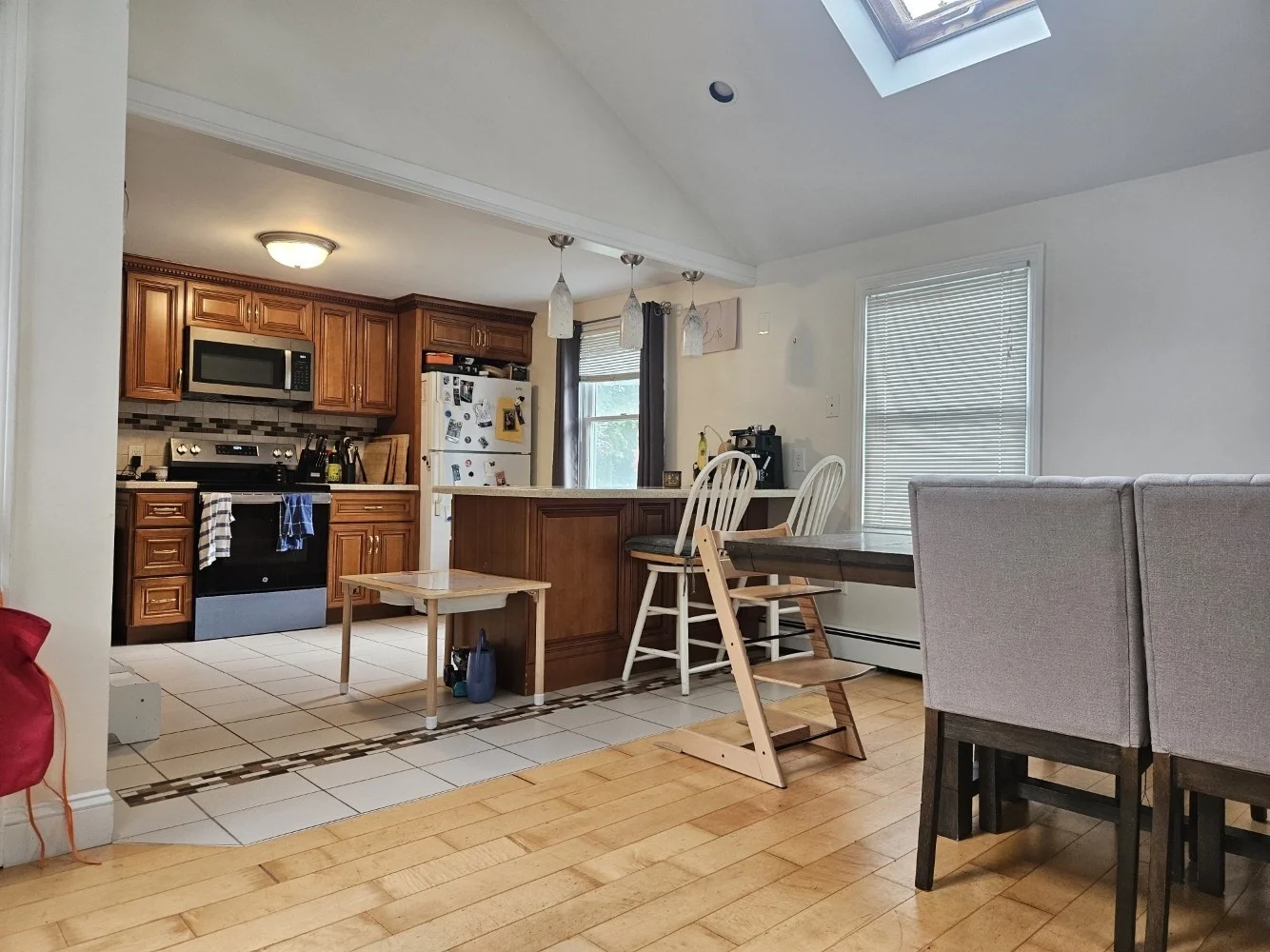 3 bed, 2 bath apartment for rent at 18 Lasalle, Framingham — photo 4 of 19