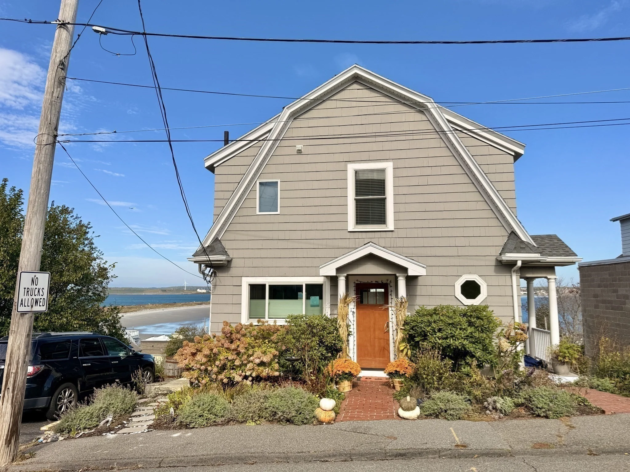 3 bed, 1 bath apartment for rent at 18 Lennox Rd Unit 1, Nahant — photo 40 of 40
