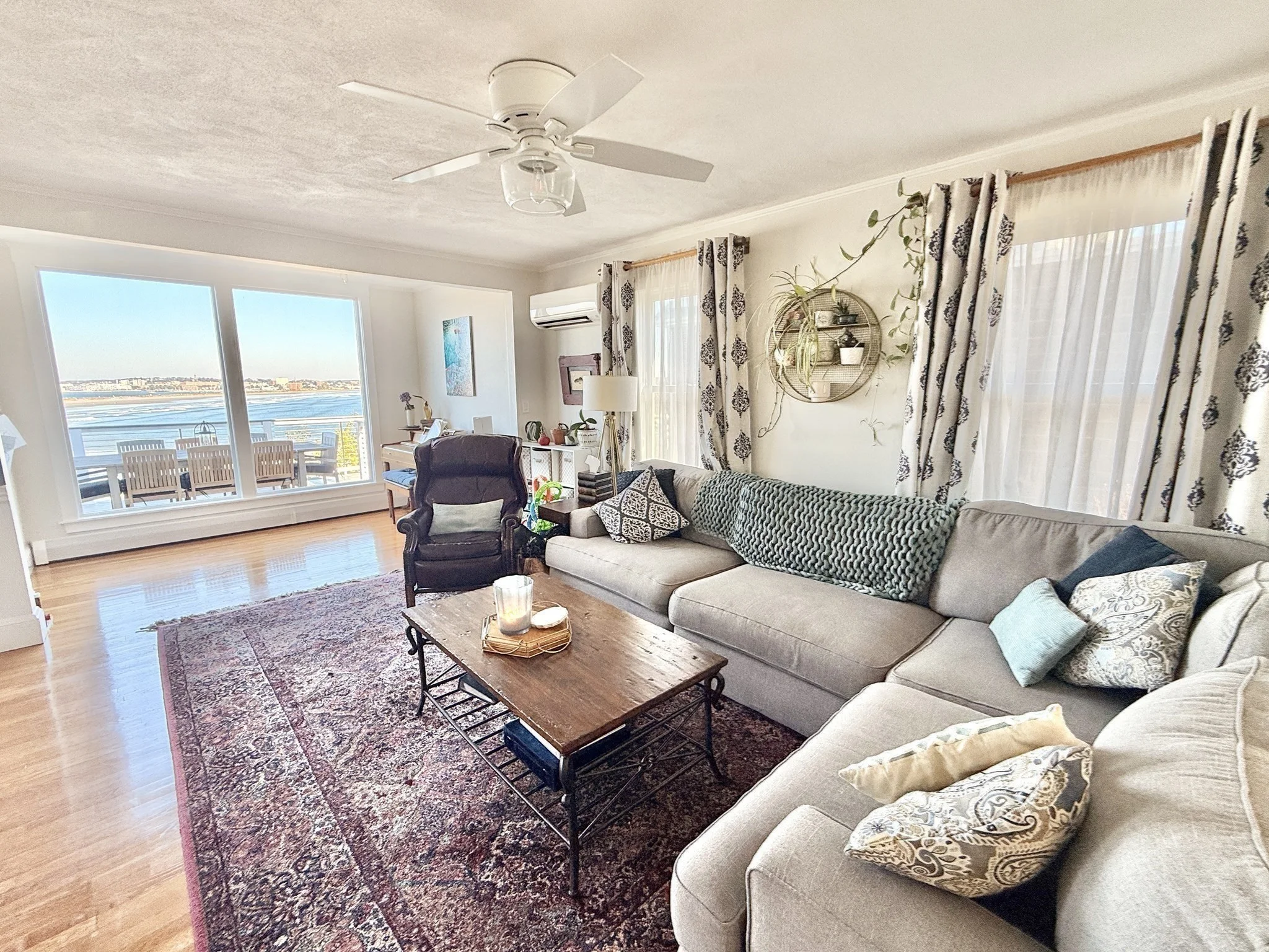 3 bed, 1 bath apartment for rent at 18 Lennox Rd Unit 1, Nahant — photo 4 of 40