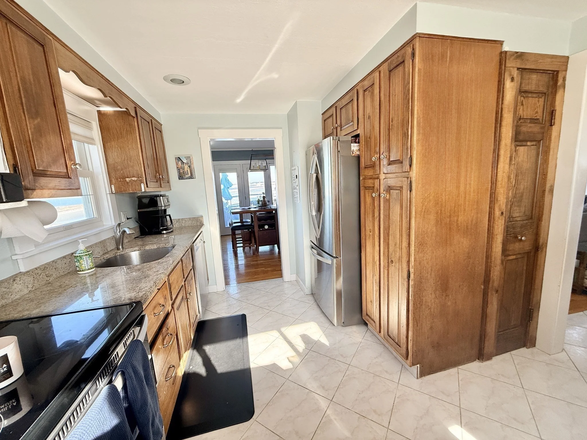 3 bed, 1 bath apartment for rent at 18 Lennox Rd Unit 1, Nahant — photo 19 of 40
