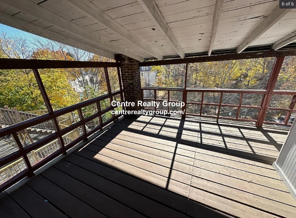 1 bed, 1 bath apartment for rent at 18 Lincoln St Unit 3, Newton Highlands — photo 4 of 7