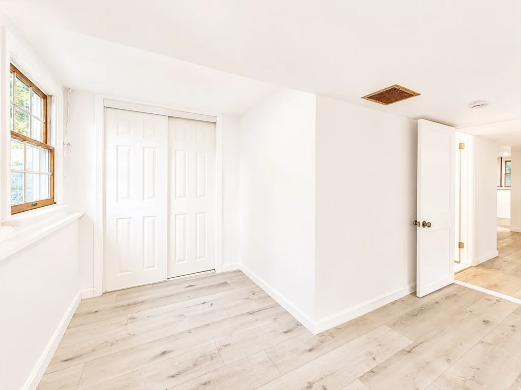 4 bed, 2 bath apartment for rent at 18 Linda St, Foxboro — photo 26 of 34