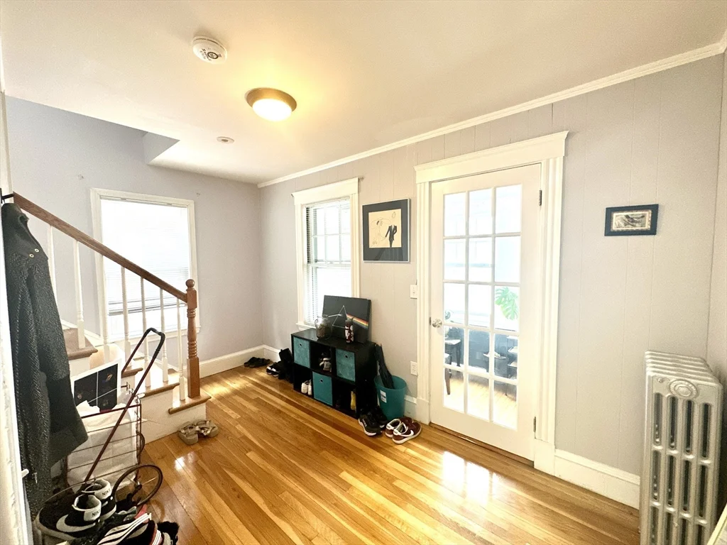 4 bed, 2 bath apartment for rent at 18 Linden Pl Unit 18, Brookline Village — photo 10 of 15