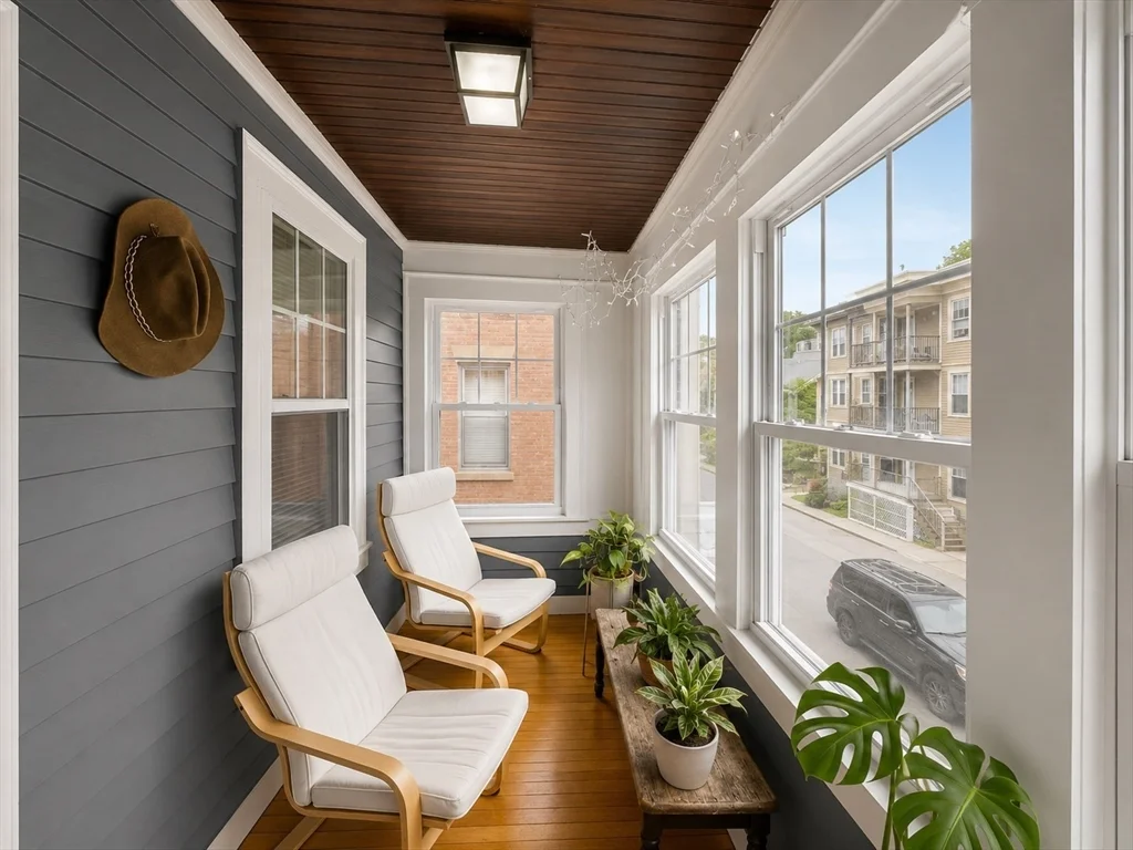 4 bed, 2 bath apartment for rent at 18 Linden Pl Unit 2, Coolidge Corner — photo 7 of 14