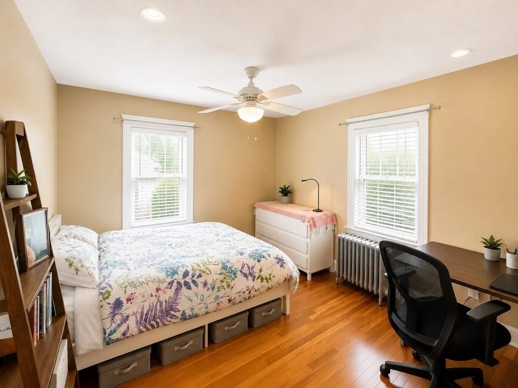 4 bed, 2 bath apartment for rent at 18 Linden Pl Unit 2, Coolidge Corner — photo 10 of 14