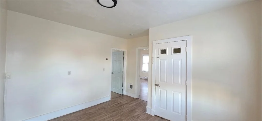 4 bed, 1 bath apartment for rent at 18 Linden St Unit 18, Rockland — photo 11 of 14