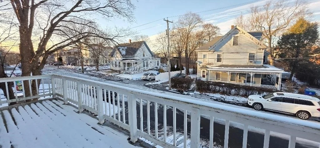 4 bed, 1 bath apartment for rent at 18 Linden St Unit 18, Rockland — photo 6 of 14
