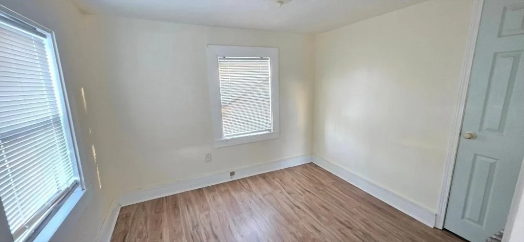 4 bed, 1 bath apartment for rent at 18 Linden St Unit 18, Rockland — photo 8 of 14