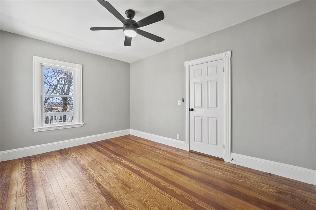 3 bed, 1 bath apartment for rent at 18 Lyon St Unit 3, Dorchester — photo 18 of 28