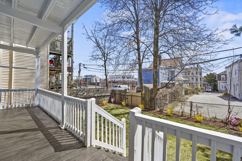 3 bed, 1 bath apartment for rent at 18 Lyon St Unit 3, Dorchester — photo 23 of 28