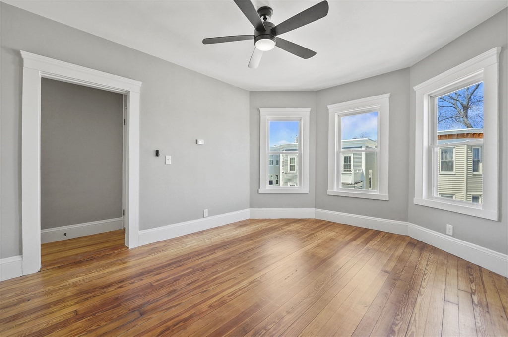 3 bed, 1 bath apartment for rent at 18 Lyon St Unit 3, Dorchester — photo 8 of 28