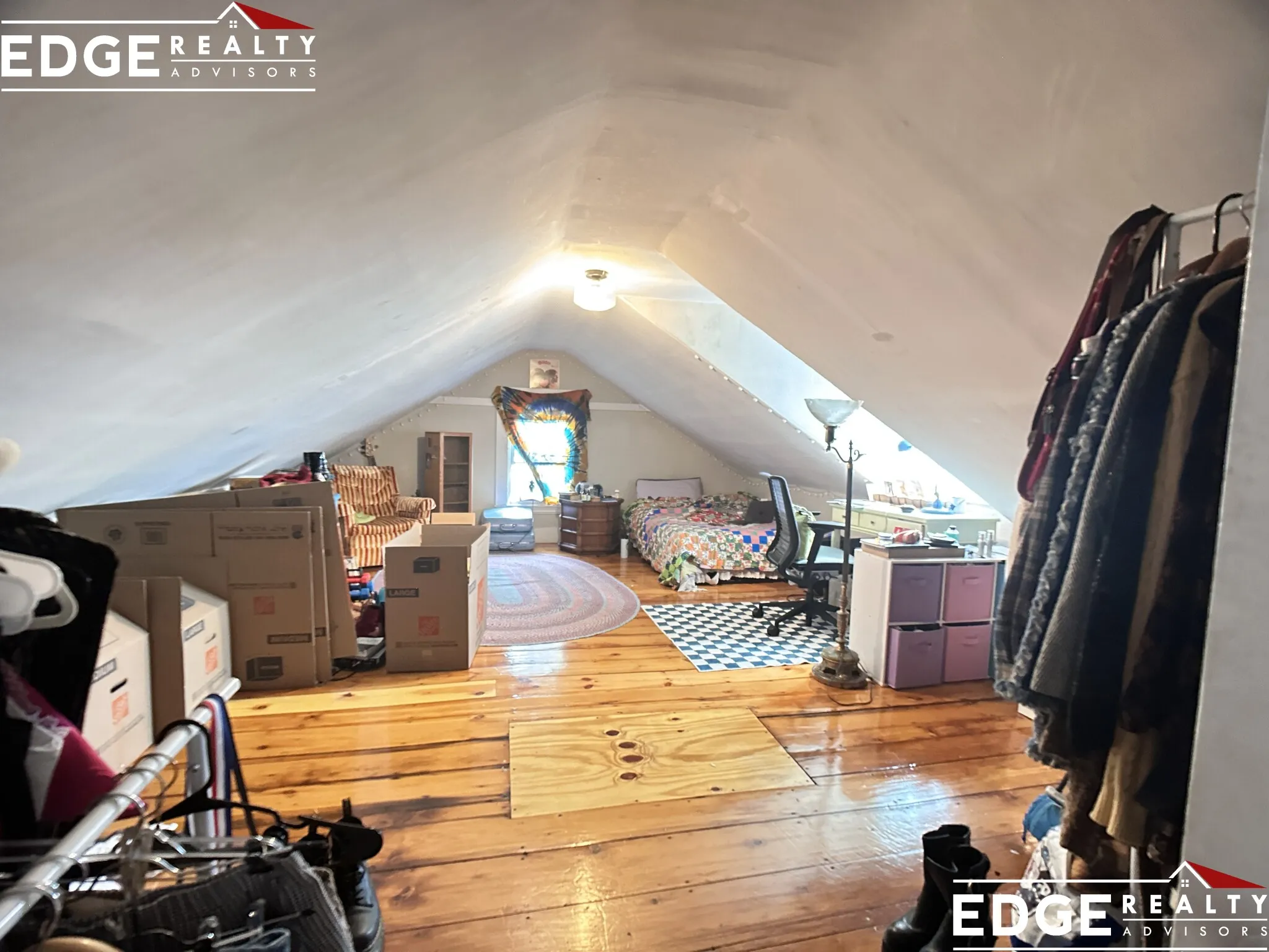 6 bed, 3 bath apartment for rent at 18 Malbert Rd Unit 1, Brighton — photo 6 of 15