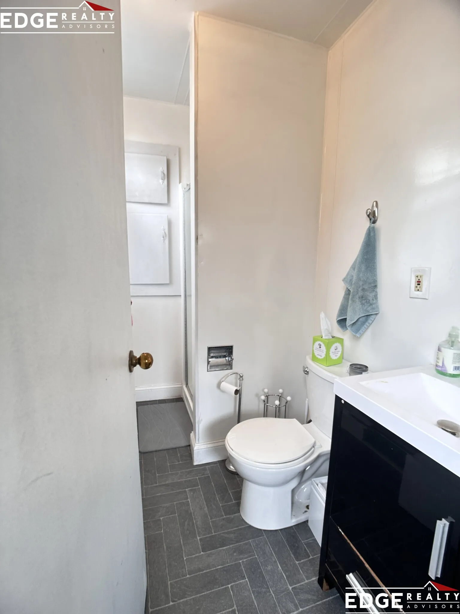 6 bed, 3 bath apartment for rent at 18 Malbert Rd Unit 1, Brighton — photo 8 of 15
