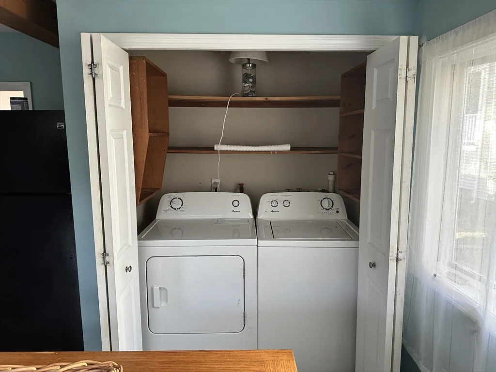 3 bed, 1 bath apartment for rent at 18 Maple Ave Unit 0, Scituate — photo 4 of 14
