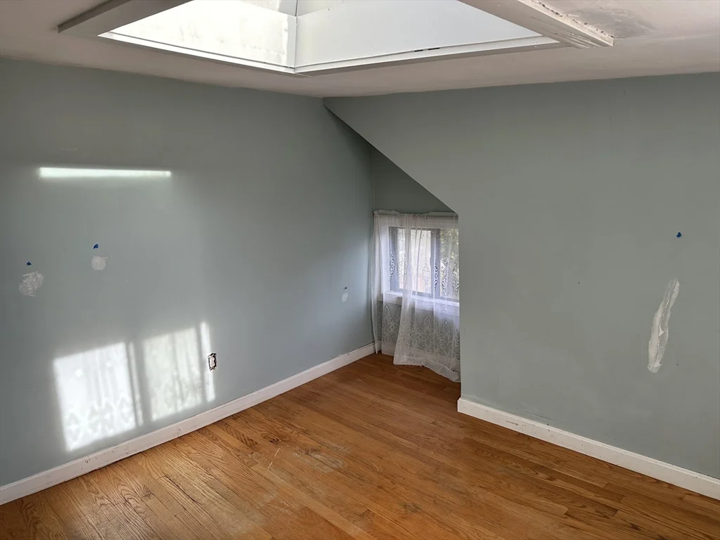 3 bed, 1 bath apartment for rent at 18 Maple Ave Unit 0, Scituate — photo 11 of 14