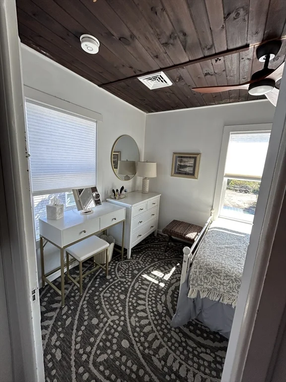 3 bed, 2 bath apartment for rent at 18 Marshfield Ave, Humarock — photo 14 of 19