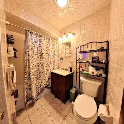 2 bed, 1 bath apartment for rent at 18 Martin St Unit 1, Medford — photo 8 of 10