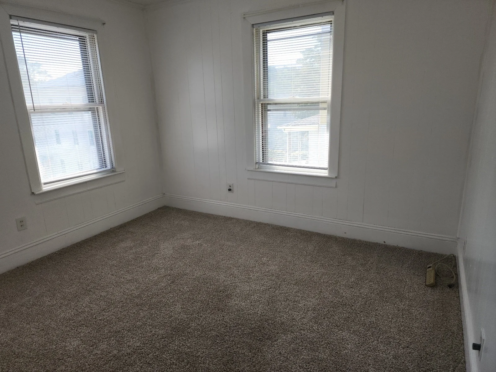 1 bed, 1 bath apartment for rent at 18 Maxwell St Unit 2, Worcester — photo 9 of 10