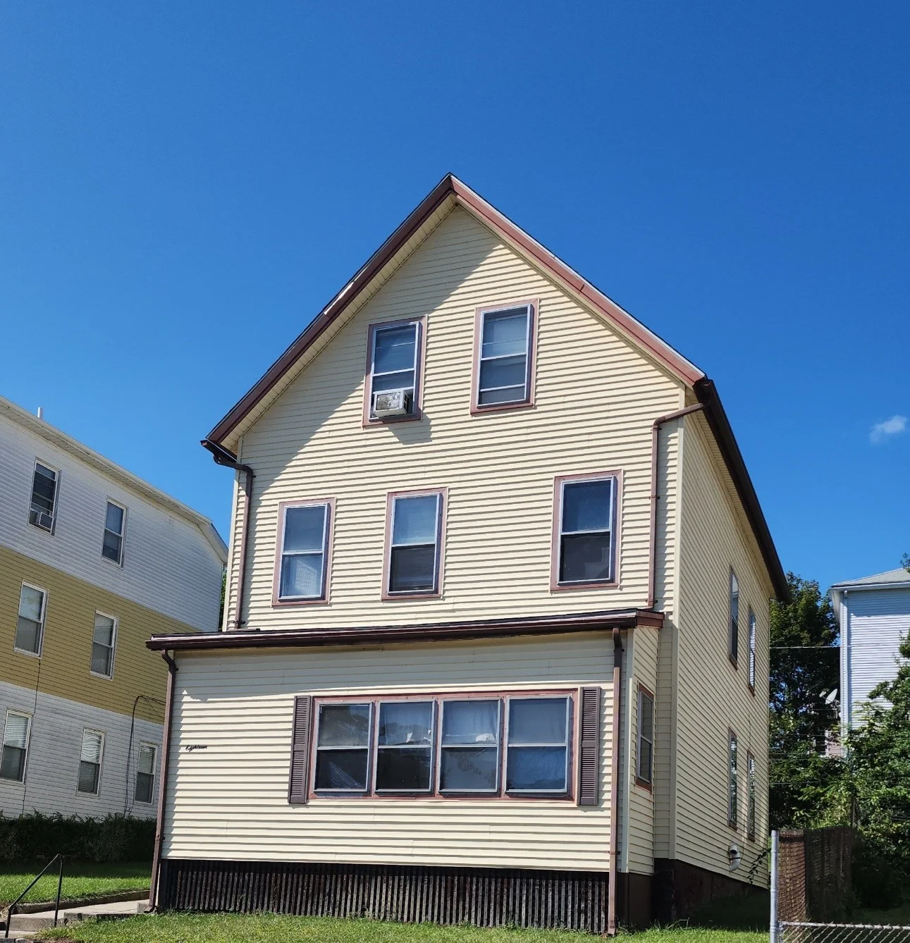 1 bed, 1 bath apartment for rent at 18 Maxwell St Unit 2, Worcester — photo 10 of 10