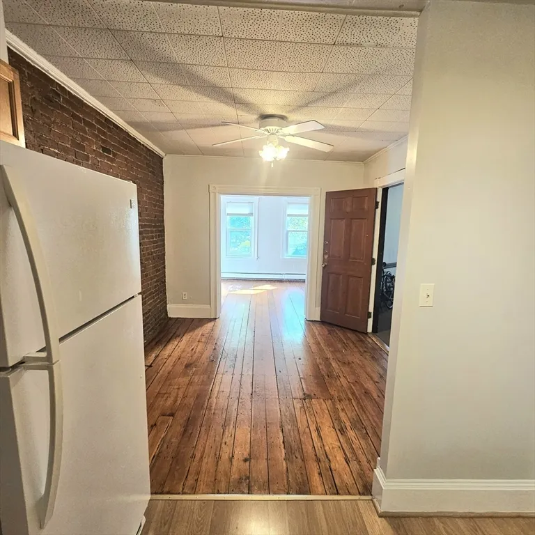 2 bed, 1 bath apartment for rent at 18 Mead St Unit 1, Allston — photo 4 of 9