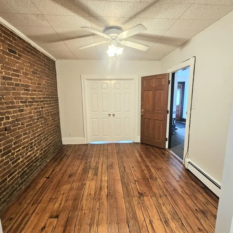 2 bed, 1 bath apartment for rent at 18 Mead St Unit 1, Allston — photo 6 of 9