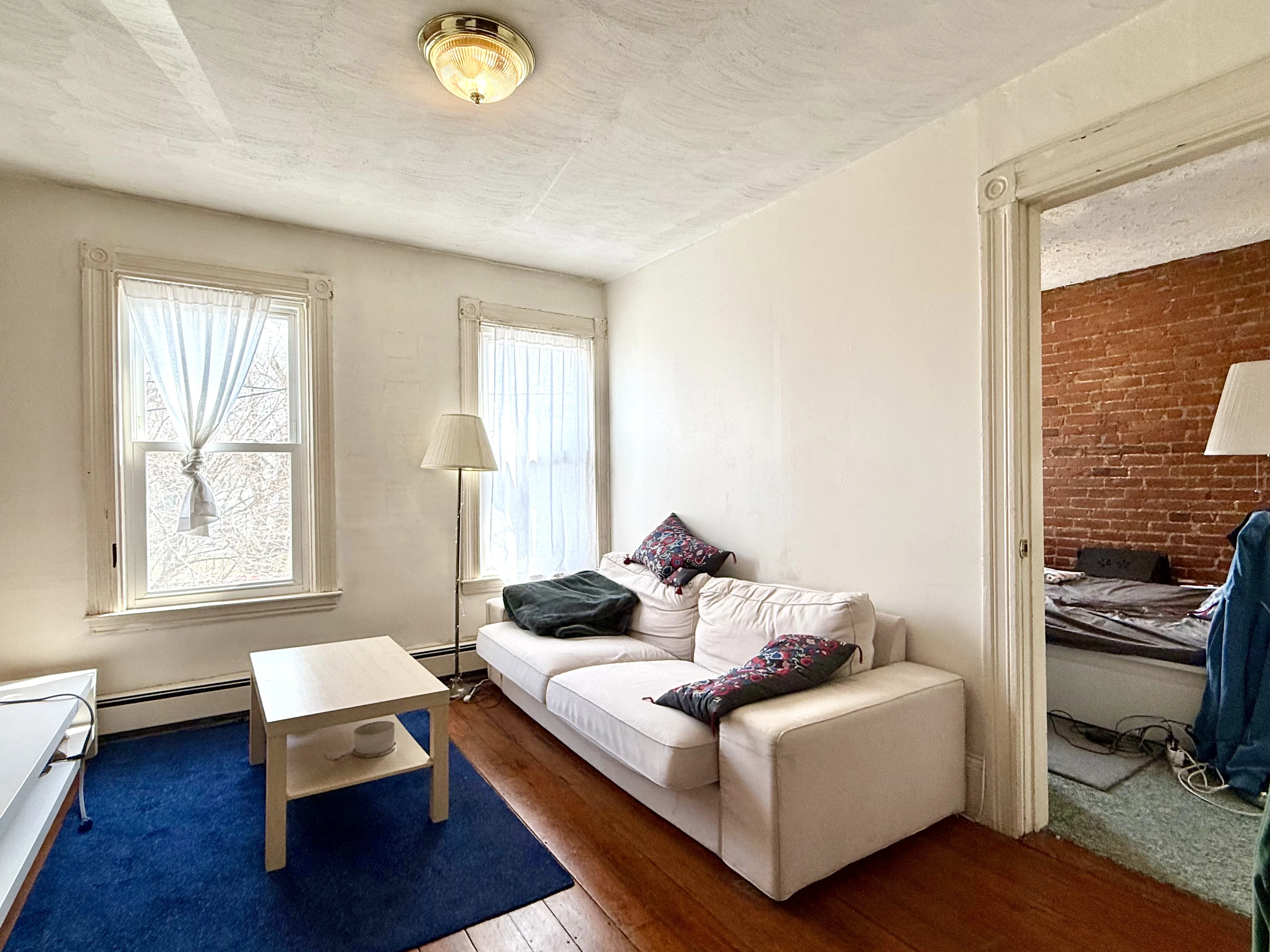 2 bed, 1 bath apartment for rent at 18 Mead St Unit 2A, Allston — photo 2 of 13