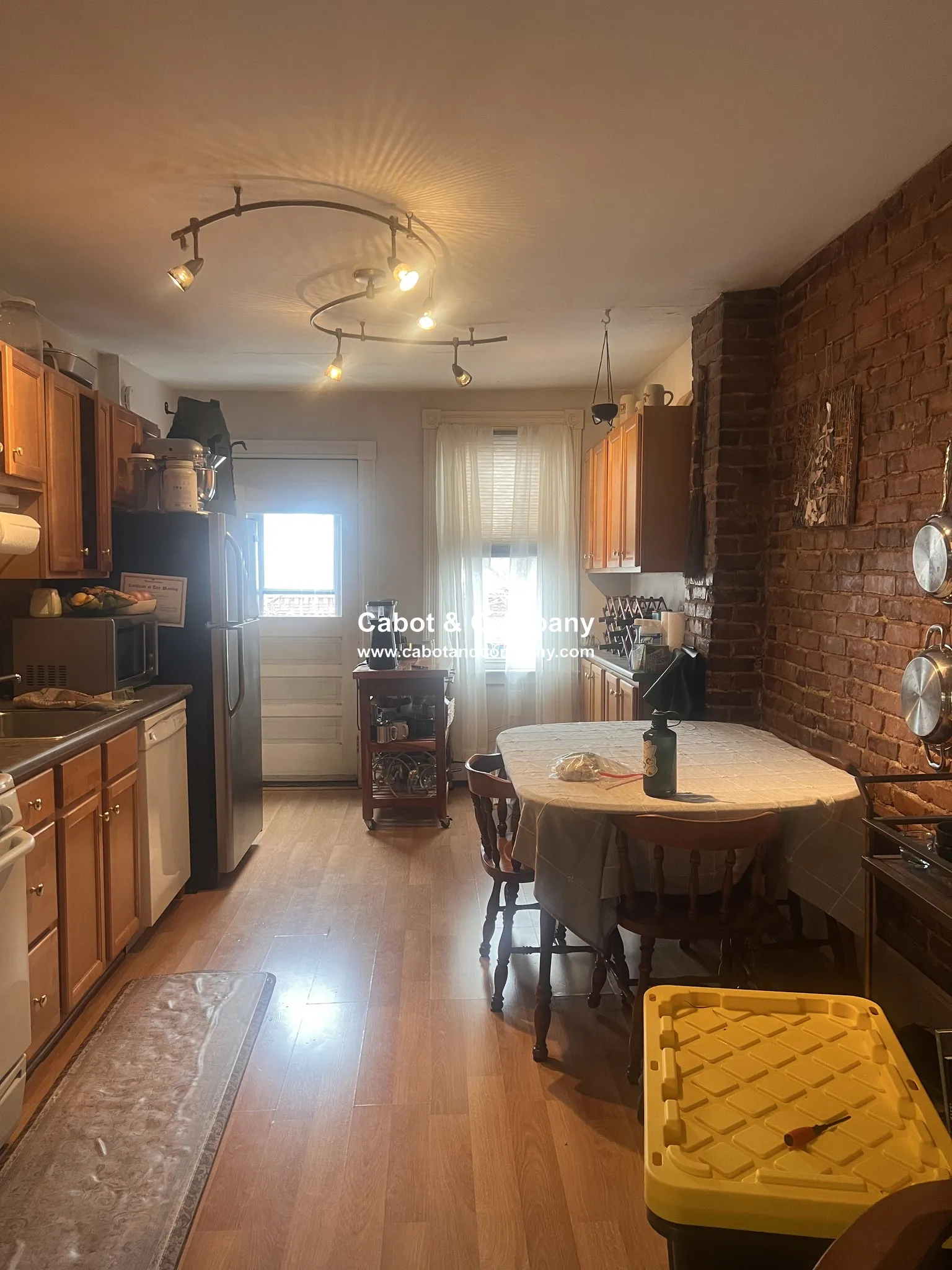 2 bed, 1 bath apartment for rent at 18 Mead St Unit 3A, Allston — photo 2 of 10