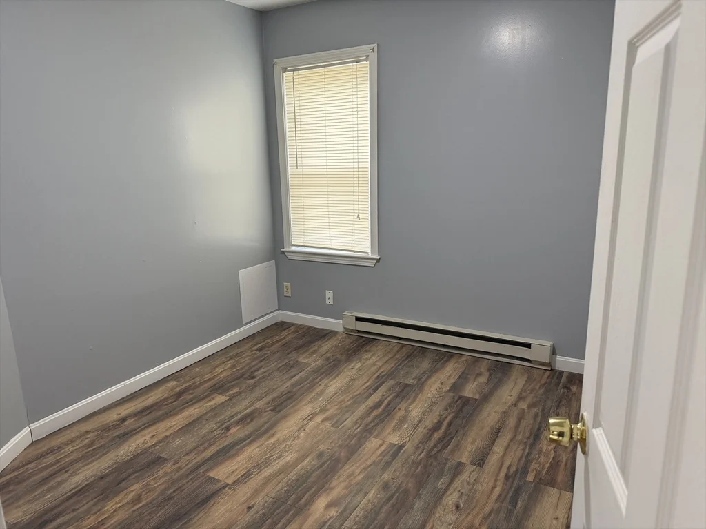 3 bed, 1 bath apartment for rent at 18 Meadow St Unit 2, Taunton — photo 8 of 18