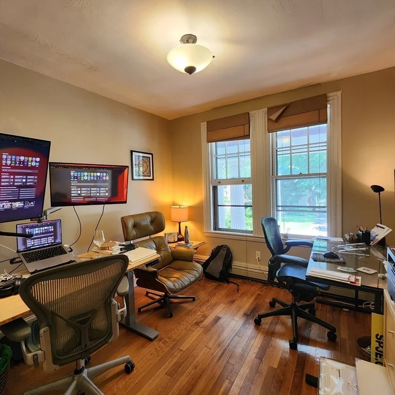 3 bed, 1 bath apartment for rent at 18 Melville Ave Unit A, Boston — photo 11 of 18