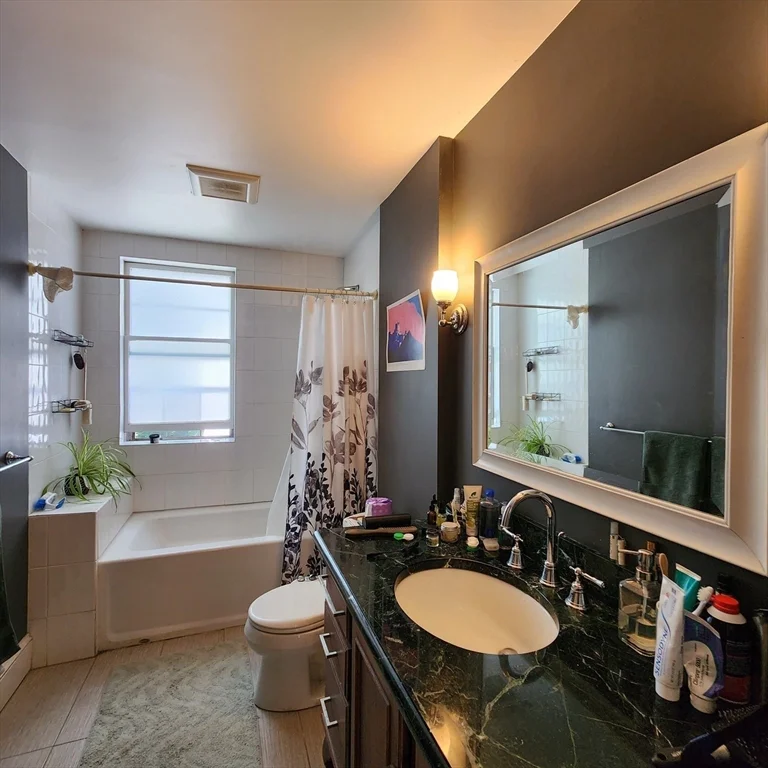 3 bed, 1 bath apartment for rent at 18 Melville Ave Unit A, Boston — photo 8 of 18