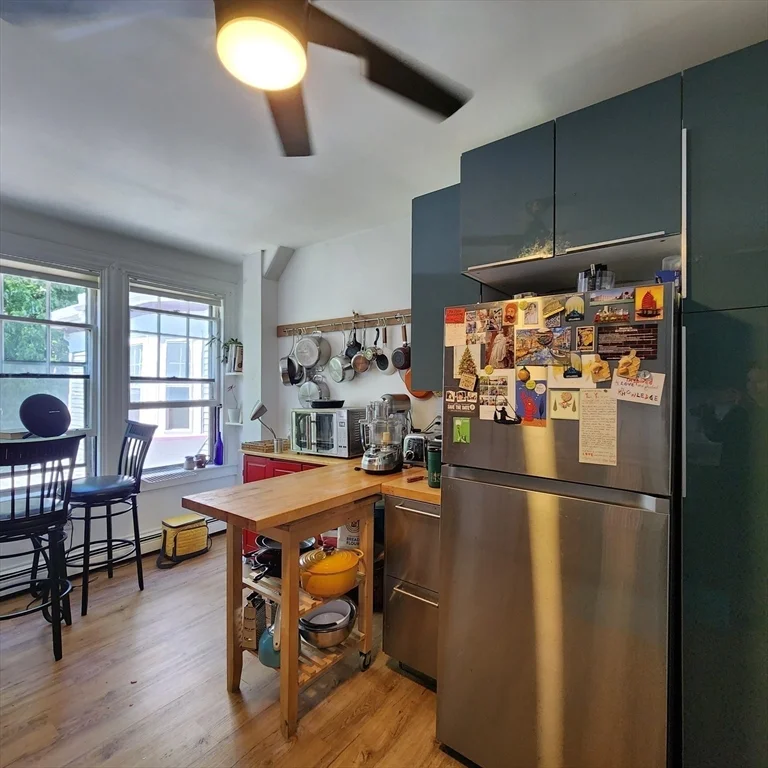 3 bed, 1 bath apartment for rent at 18 Melville Ave Unit A, Boston — photo 3 of 18