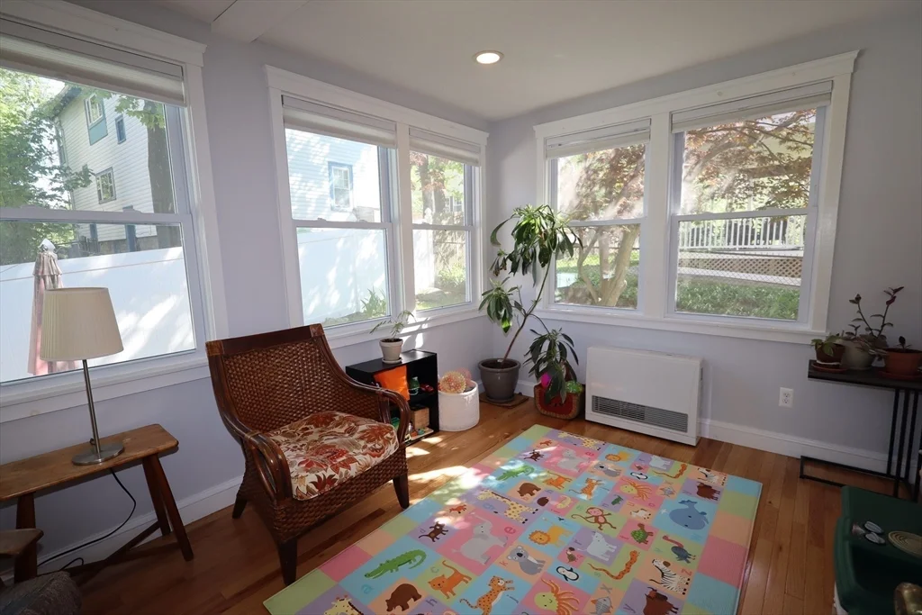 2 bed, 1 bath apartment for rent at 18 Moulton Rd Unit 1, Arlington Heights — photo 19 of 25