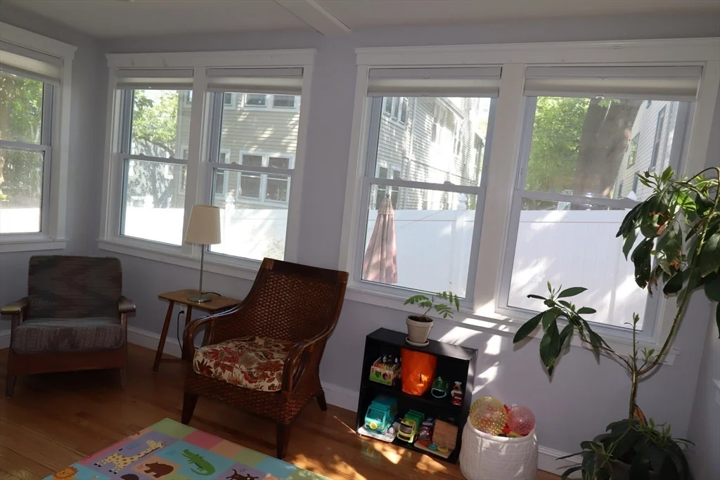 2 bed, 1 bath apartment for rent at 18 Moulton Rd Unit 1, Arlington Heights — photo 20 of 25
