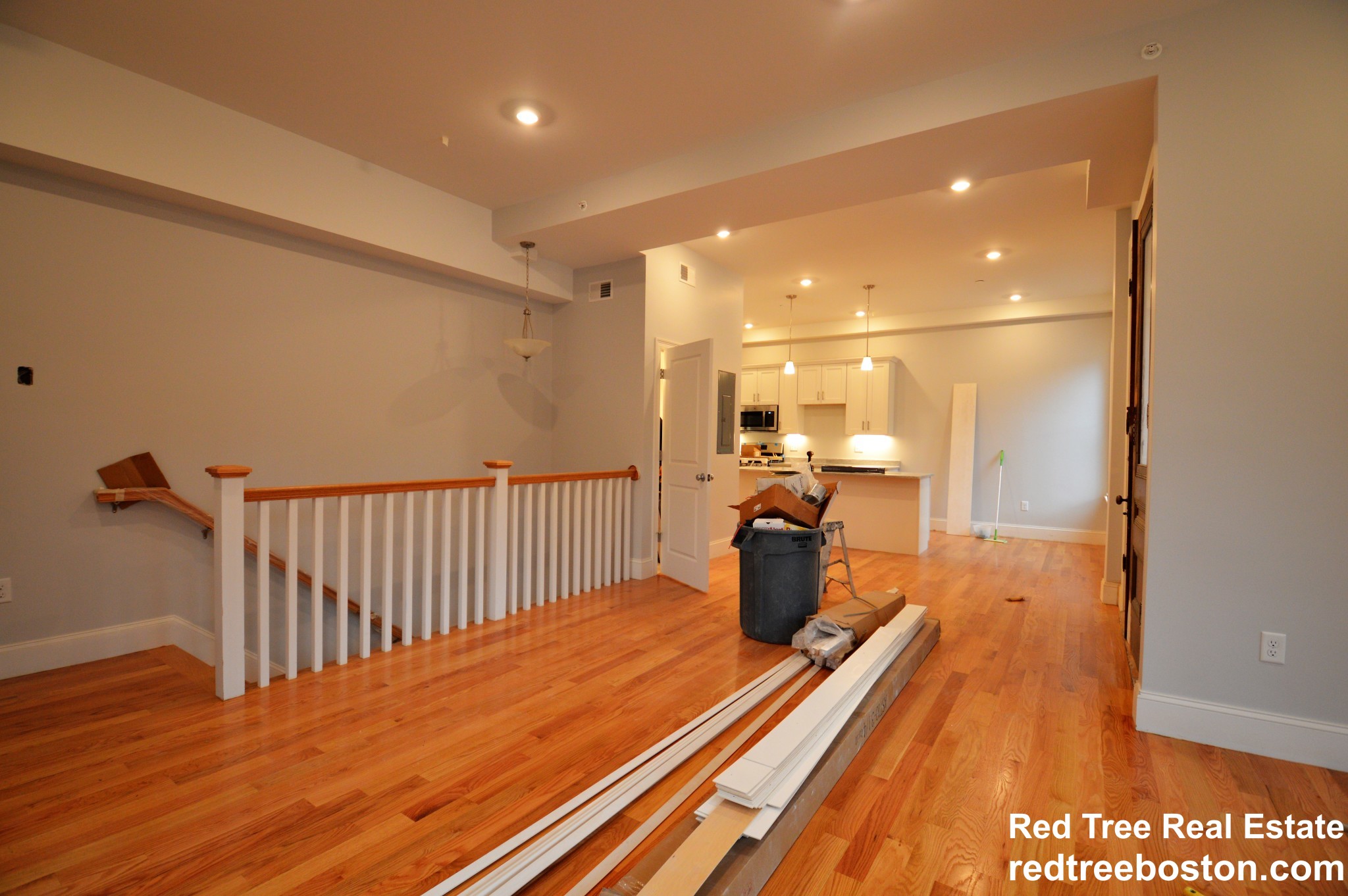 3 bed, 1.5 bath apartment for rent at 18 Murdock St Unit 1, Brighton — photo 4 of 10