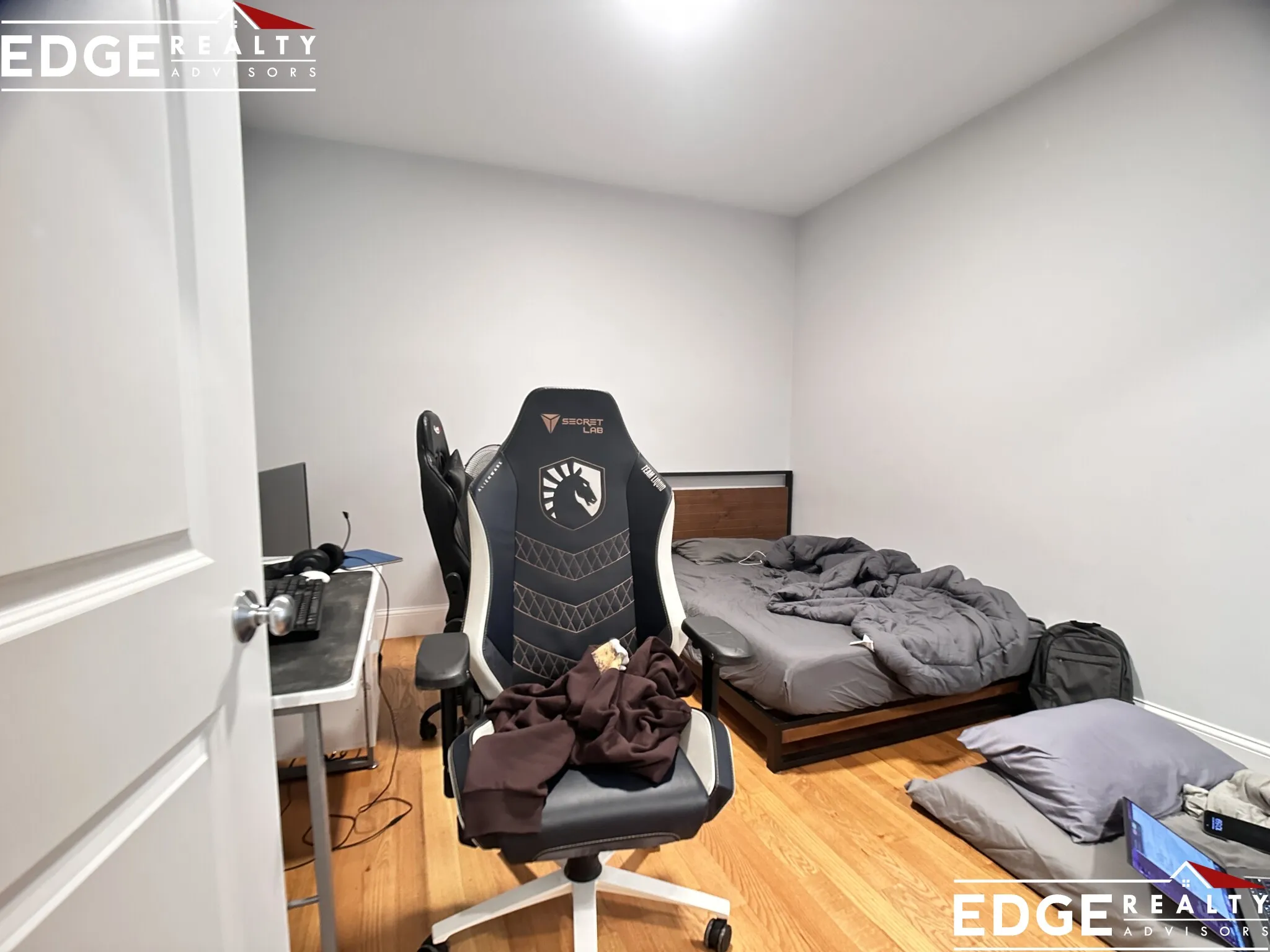 3 bed, 1.5 bath apartment for rent at 18 Murdock St Unit 4, Brighton — photo 3 of 8