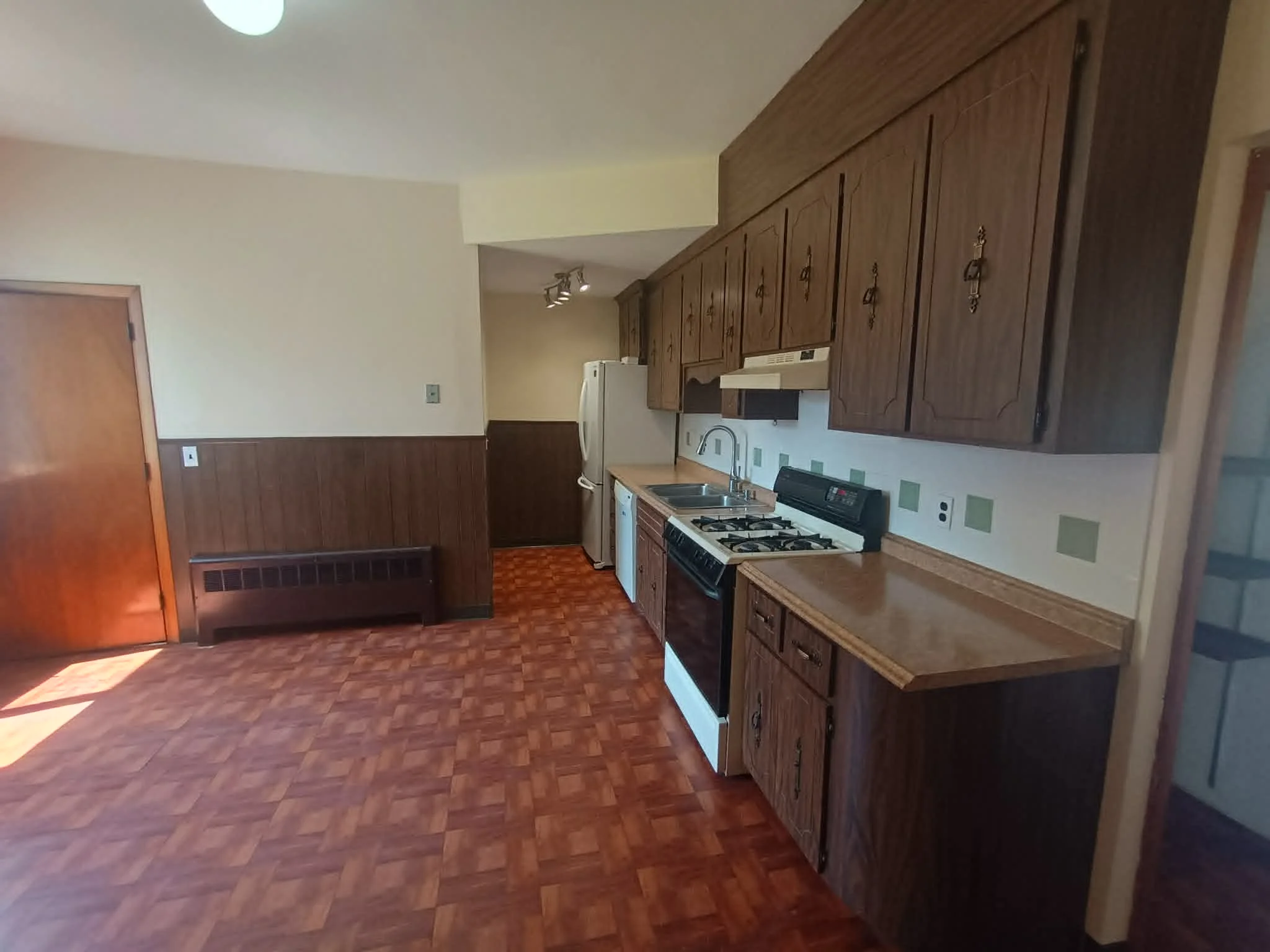 2 bed, 1 bath apartment for rent at 18 Myrick St Unit 18, Allston — photo 12 of 14