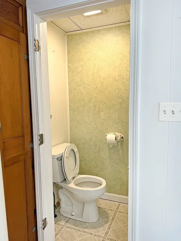 2 bed, 1 bath apartment for rent at 18 N Payne St Unit 18, Quincy — photo 6 of 20