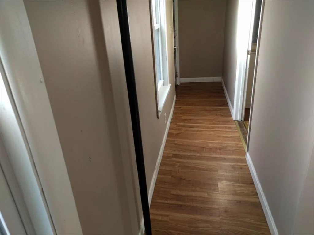 3 bed, 1 bath apartment for rent at 18 New Unit 18, Zip 01830 — photo 5 of 12