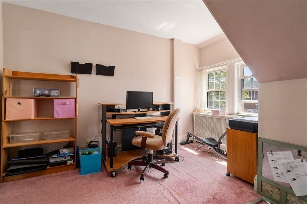3 bed, 1 bath apartment for rent at 18 Newcastle Rd Unit 18, Brighton — photo 12 of 18