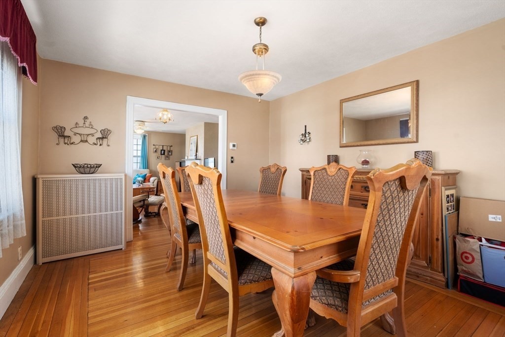 3 bed, 1 bath apartment for rent at 18 Newcastle Rd Unit 18, Brighton — photo 7 of 18