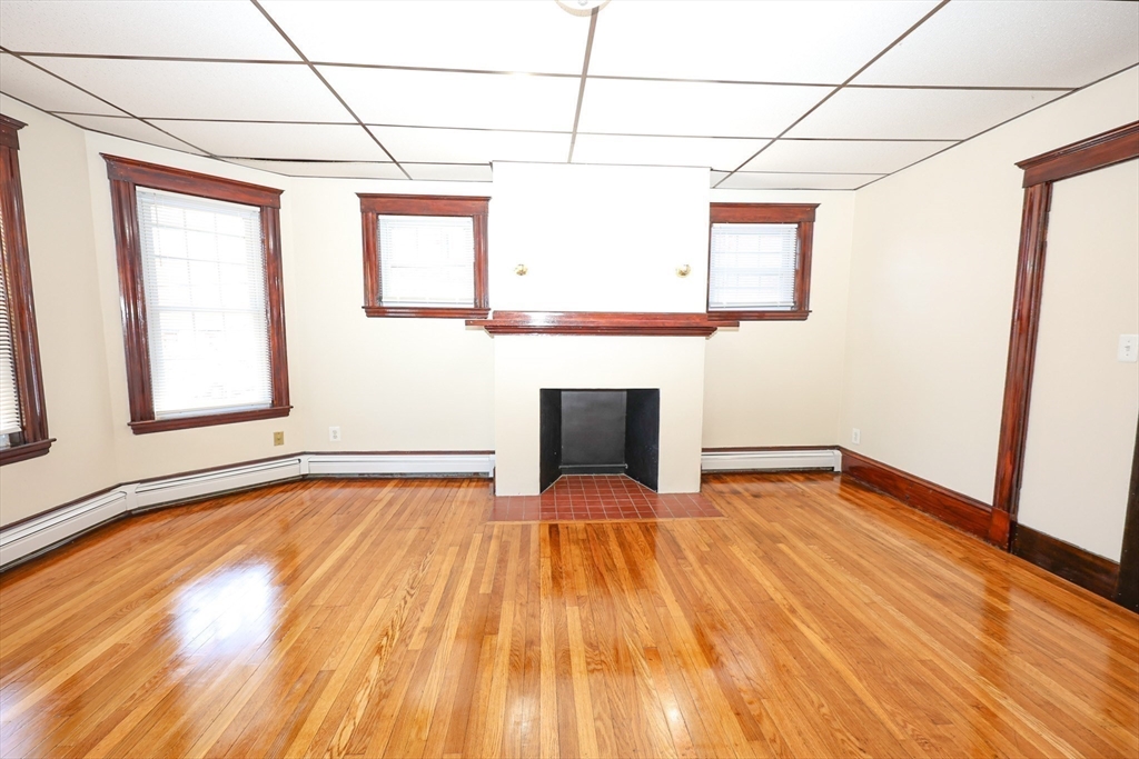 4 bed, 1 bath apartment for rent at 18 Pacific St Unit 4, Rockland — photo 17 of 31
