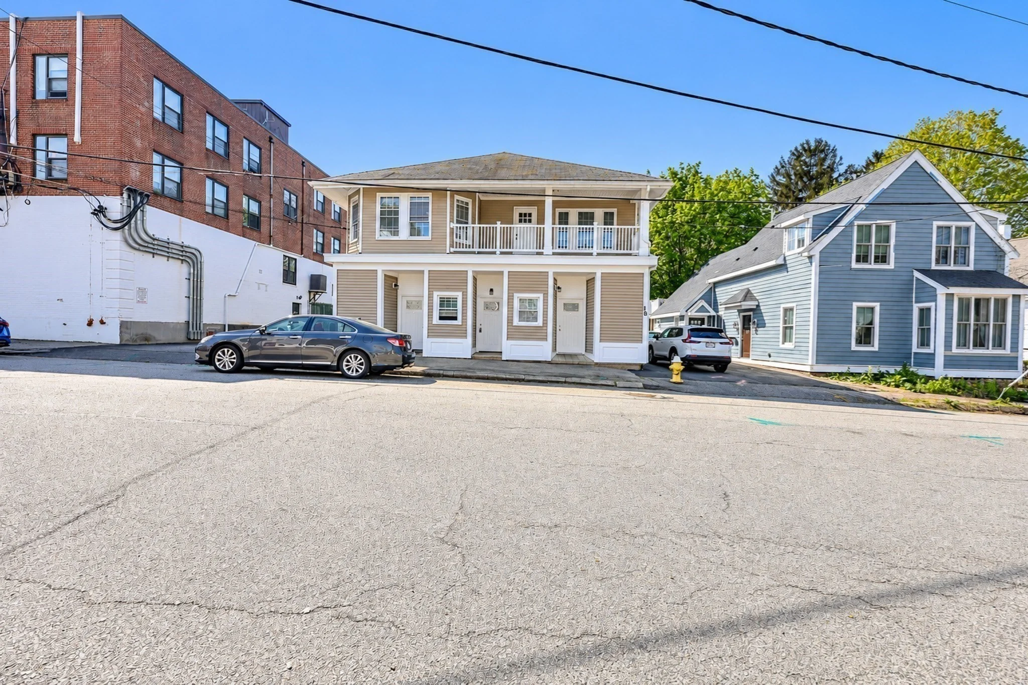 4 bed, 1 bath apartment for rent at 18 Pacific St Unit 4, Rockland — photo 1 of 25